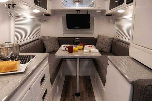Oliver Travel Trailers Legacy Elite II Oliver Travel Trailers Legacy Elite II